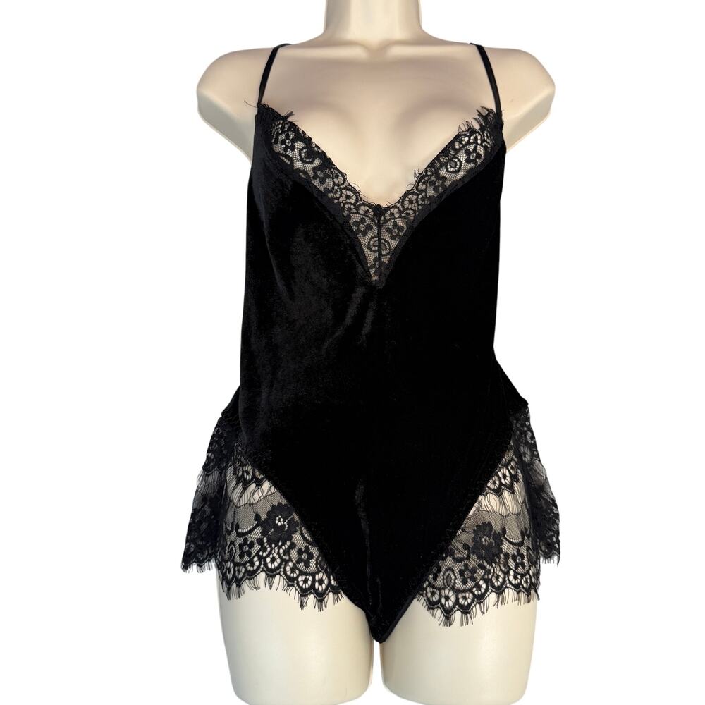 NWT Dream Girls Womens Medium Black Sexy Lace Teddy New Gift Valentines Day